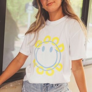 NWT Good Mood Smiley Tee